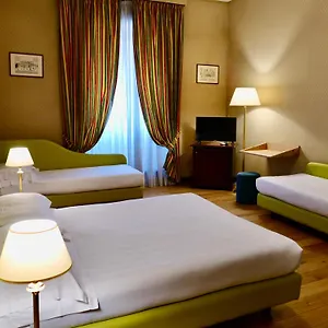 https://hotel-oceania.it-romehotels.com